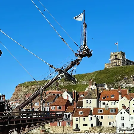 Number 3 Pier Road *