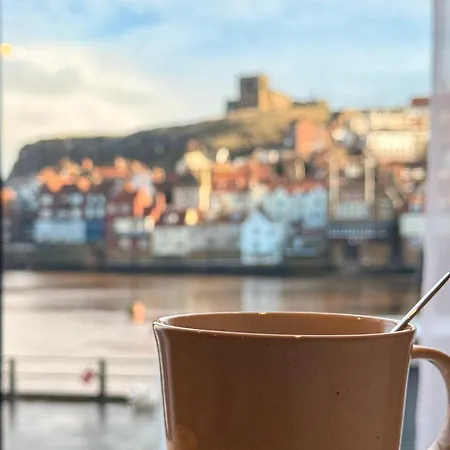 Number 3 Pier Road Whitby