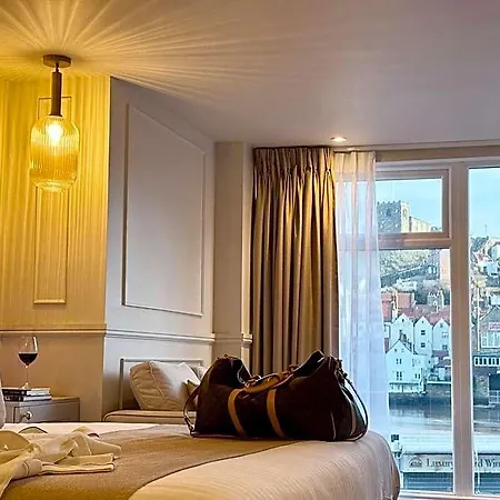 Hotel Number 3 Pier Road *