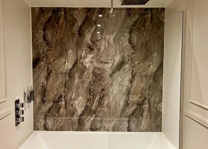 Number 3 Pier Road 酒店 *