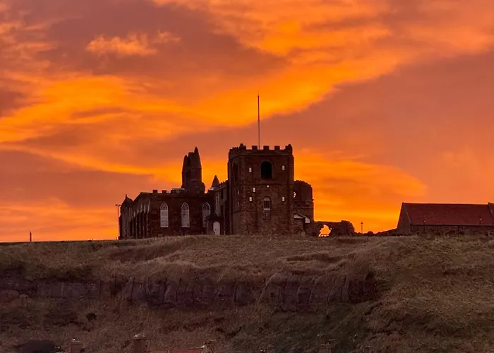 Number 3 Pier Road 酒店 惠特比