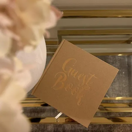 호텔 Number 3 Pier Road